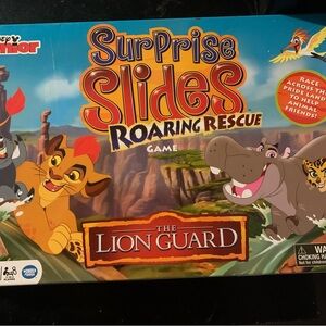 Disney Junior The Lion Guard Roaring Rescue Surprise Slides Family Board Game